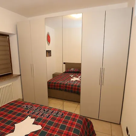 Chez Ezio アパート *